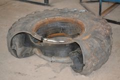 Разрез колеса грузового автомобиля